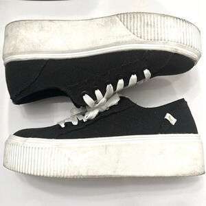 Dr. Scholl’s Funday Platform Sneaker​​​​​